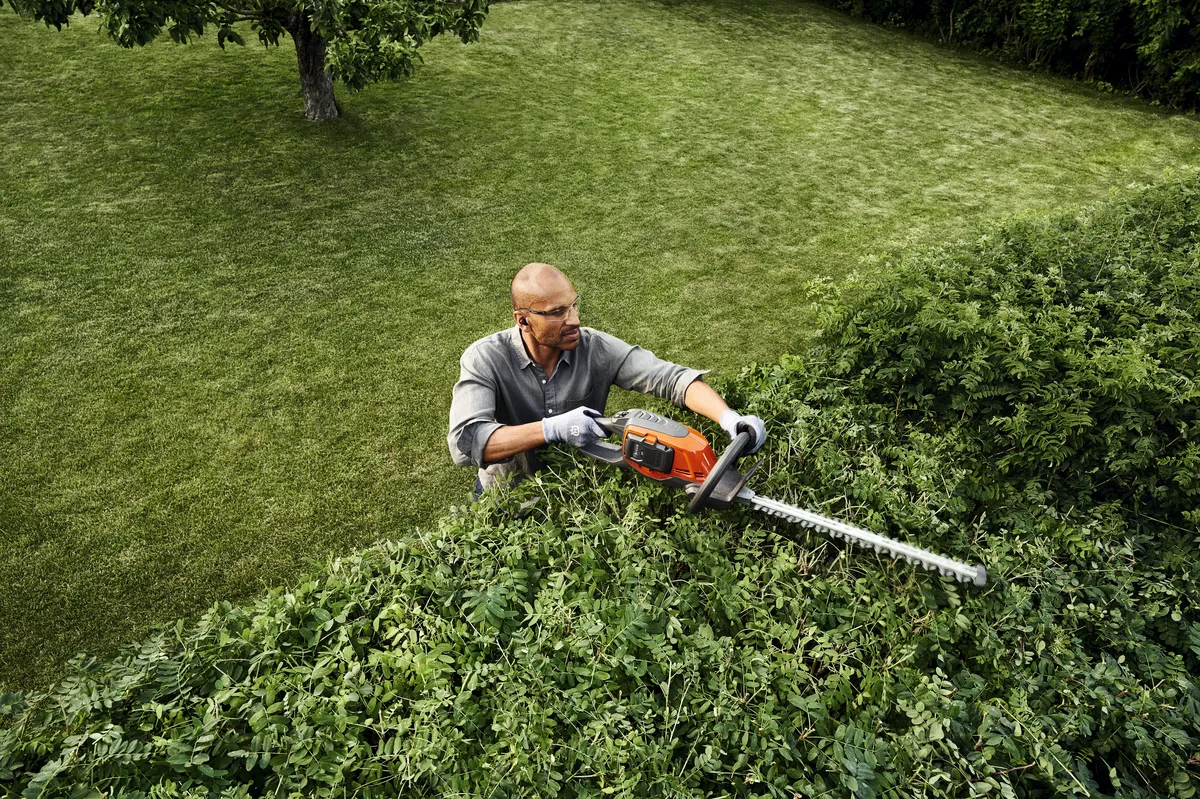 HUSQVARNA 215iHD45 - skats 4