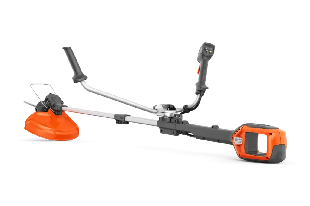 HUSQVARNA 220iR - skats 1