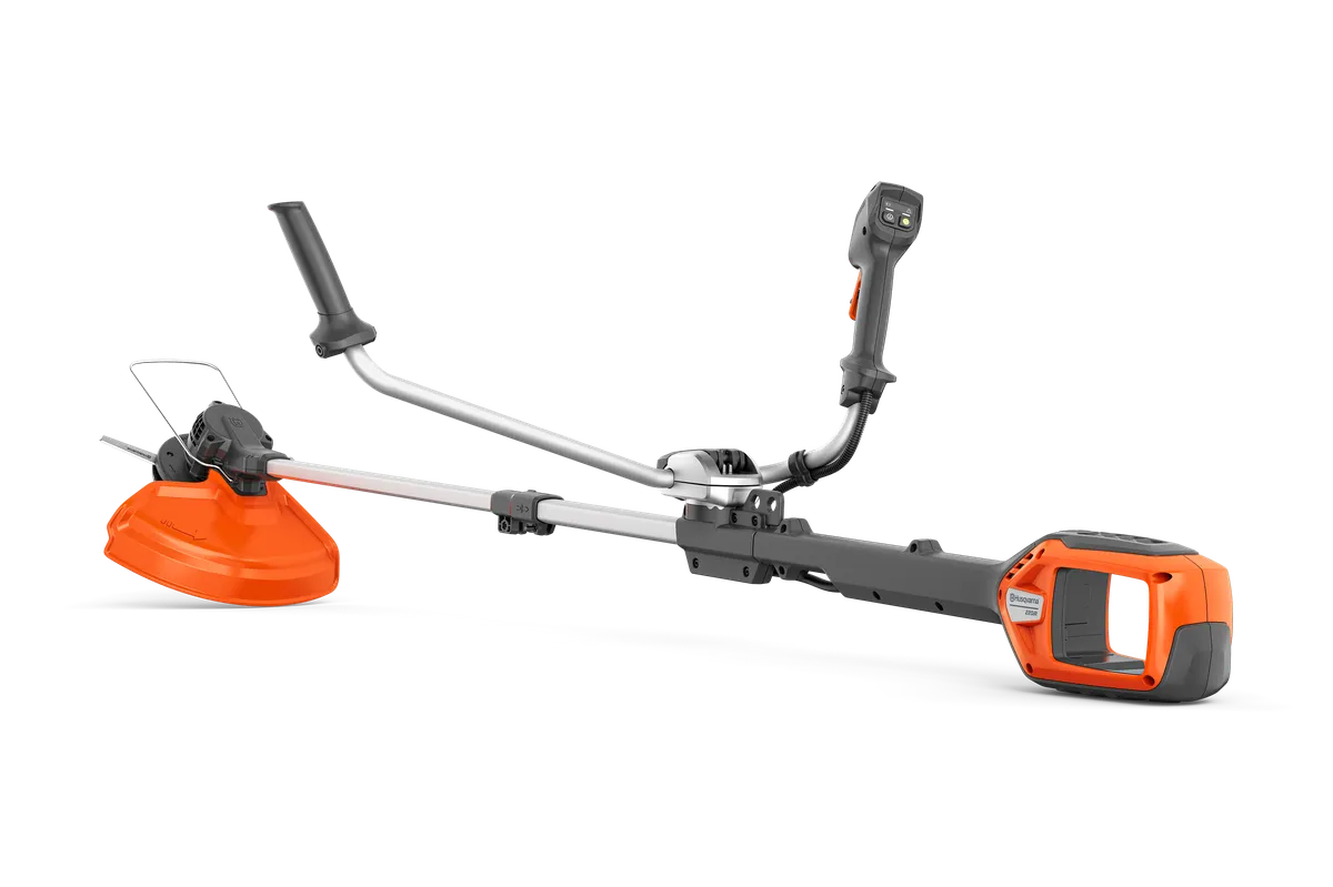 HUSQVARNA 220iR - skats 1