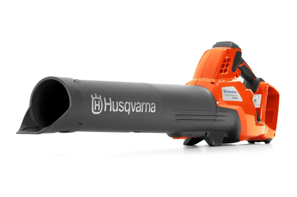 HUSQVARNA 230iB - skats 1
