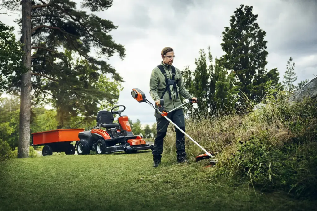 HUSQVARNA 325iR - skats 2