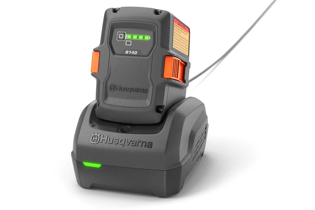 HUSQVARNA 40-C250 36V - skats 2