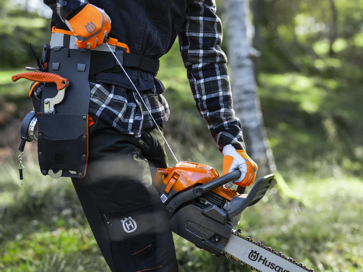 HUSQVARNA 445S - skats 3