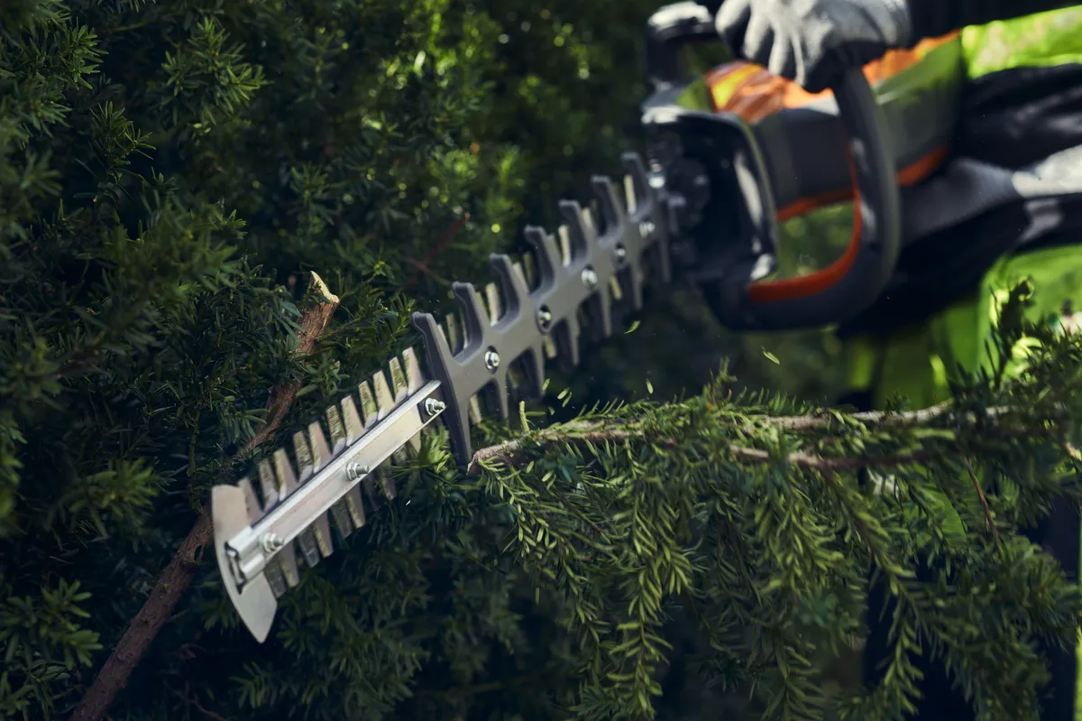 HUSQVARNA 522iHDR60 - skats 2