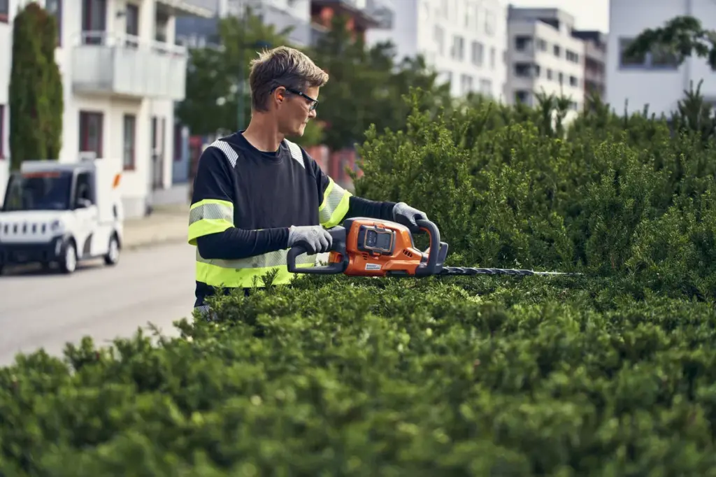 HUSQVARNA 522iHDR60 - skats 4
