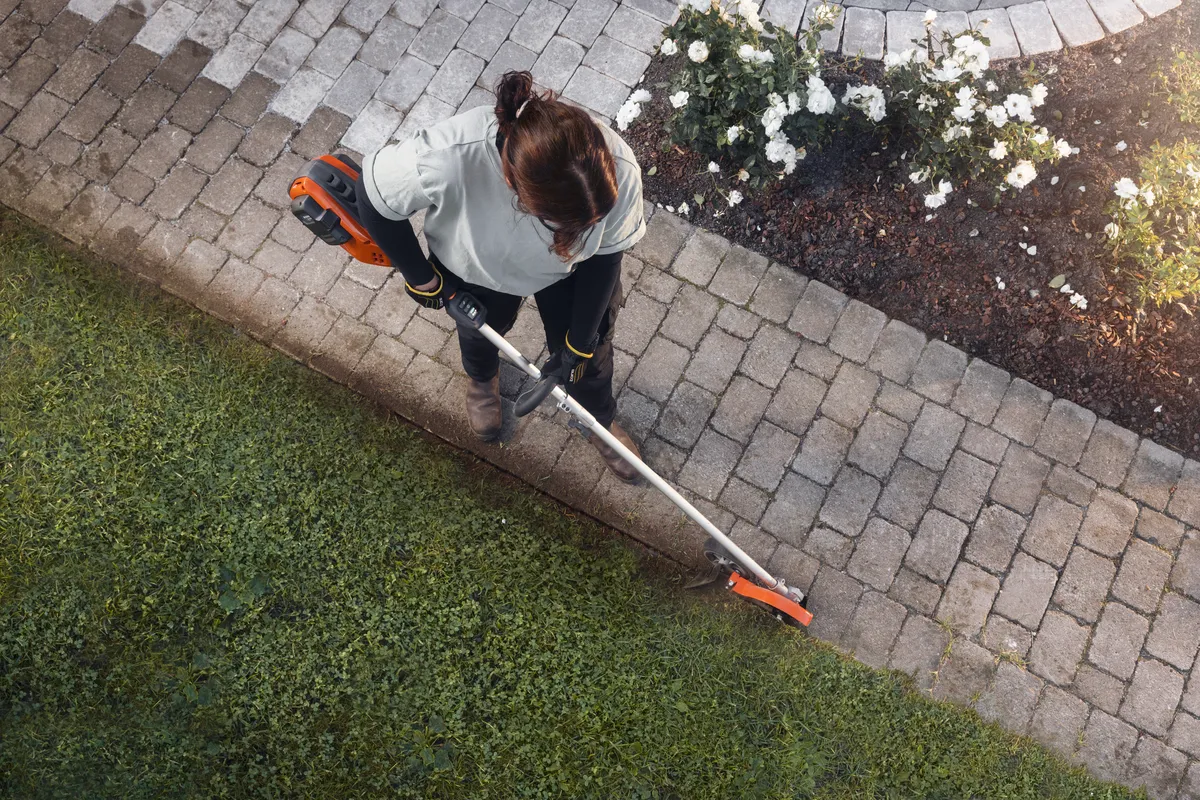 HUSQVARNA 525iLK - skats 3