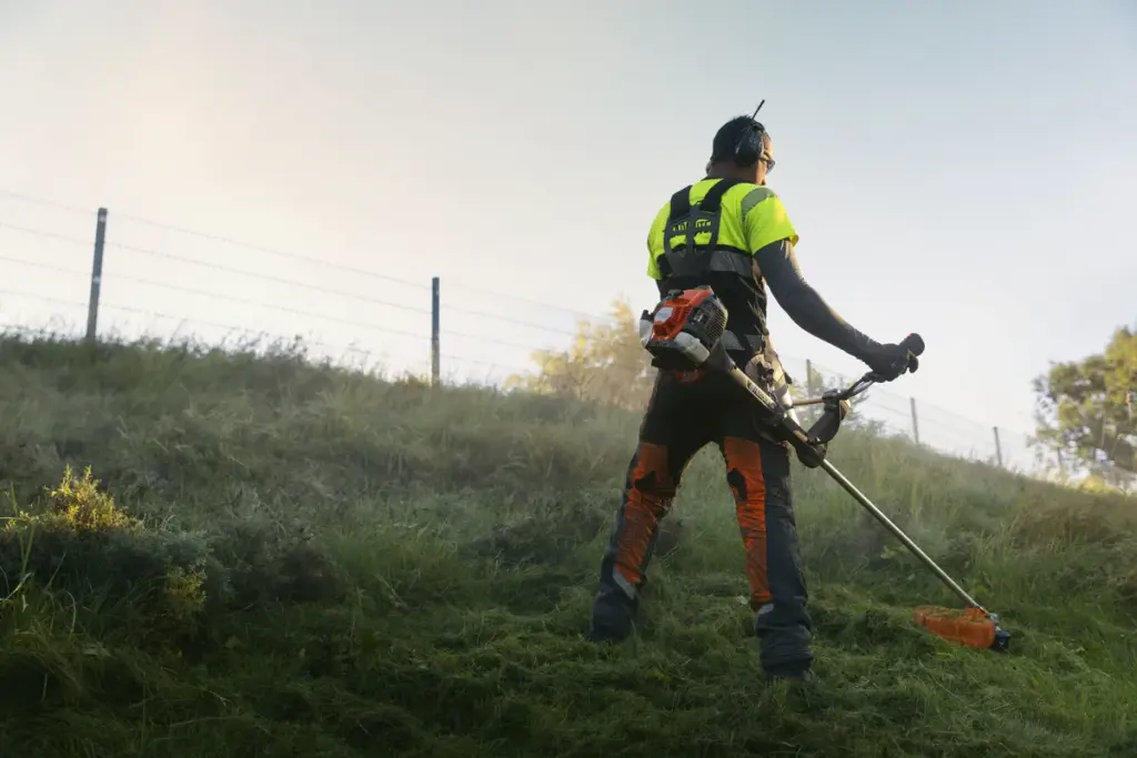 HUSQVARNA 525RXT Mark II - skats 2