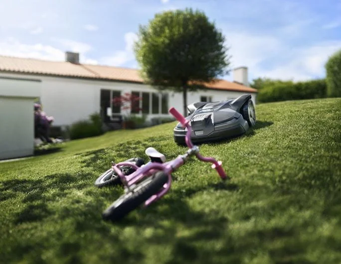HUSQVARNA Automower® 450X NERA - skats 4