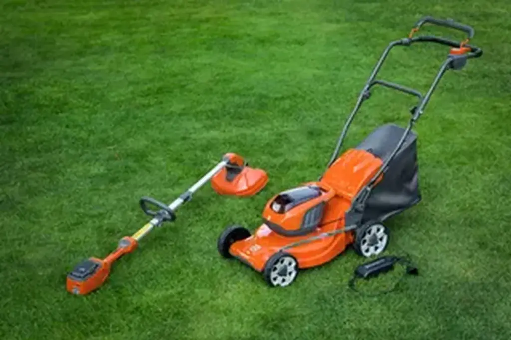 HUSQVARNA LC 137i akumulatora zāles pļāvējs - skats 4
