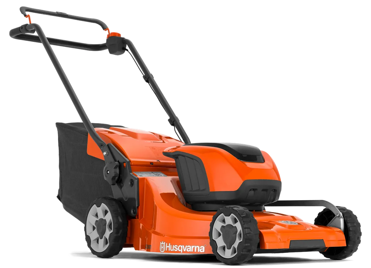 HUSQVARNA LC 247i - skats 1