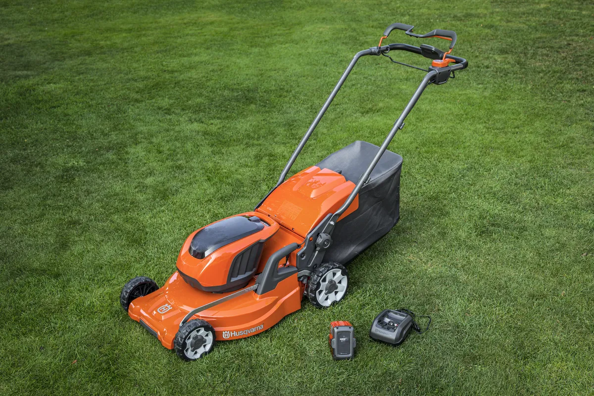 HUSQVARNA LC 347iVX - skats 3
