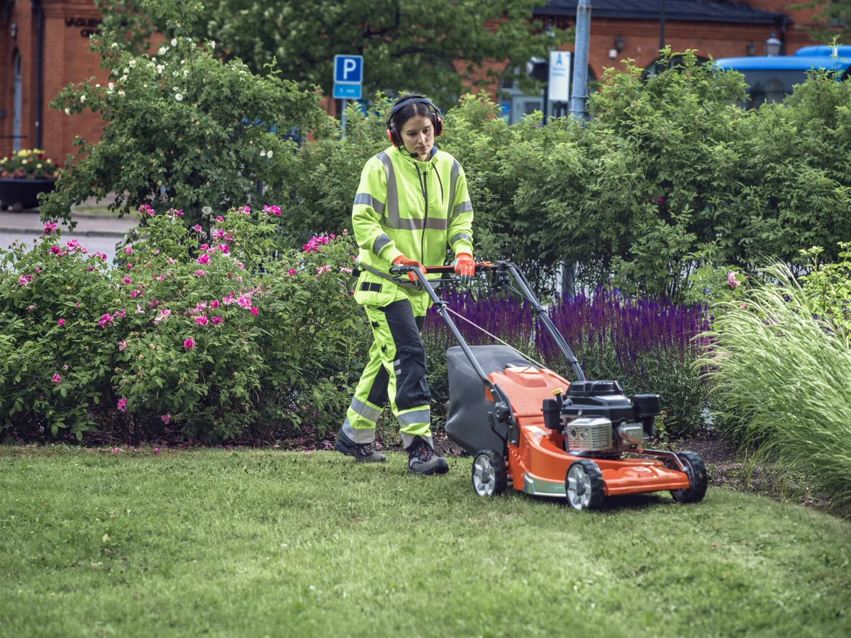 HUSQVARNA LC 551VBP - skats 4