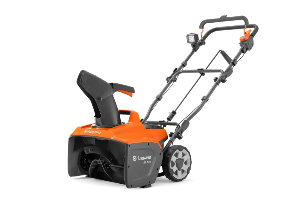 HUSQVARNA ST 143i - skats 3