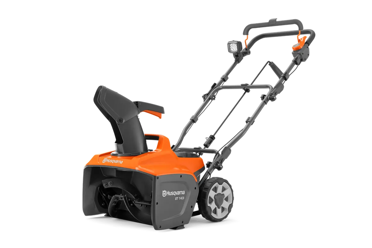 HUSQVARNA ST 143i - skats 3