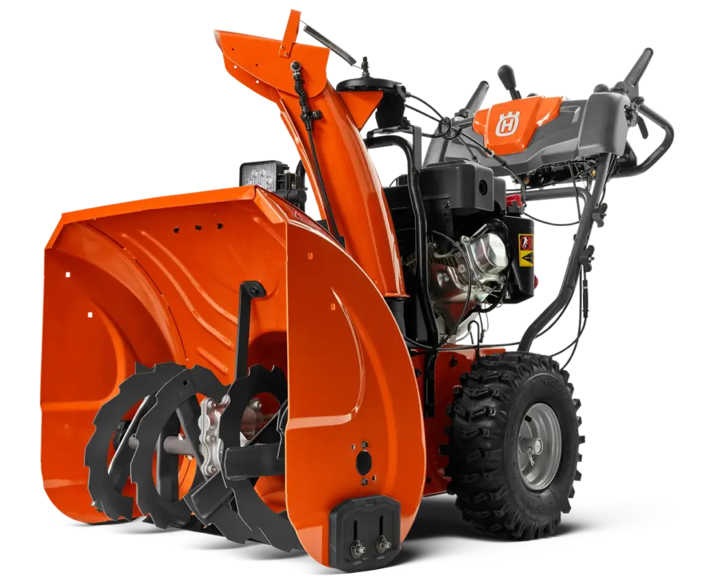 HUSQVARNA ST 224 - skats 2