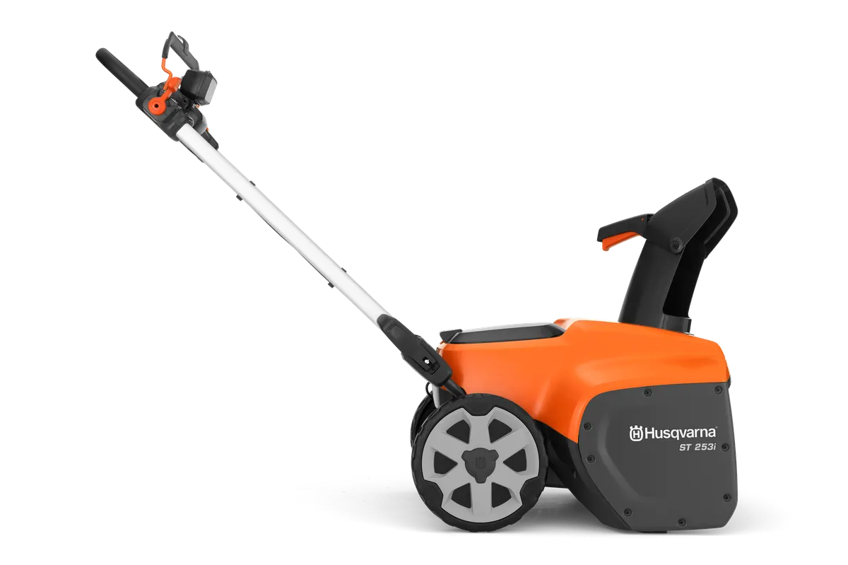 HUSQVARNA ST 253i - skats 3