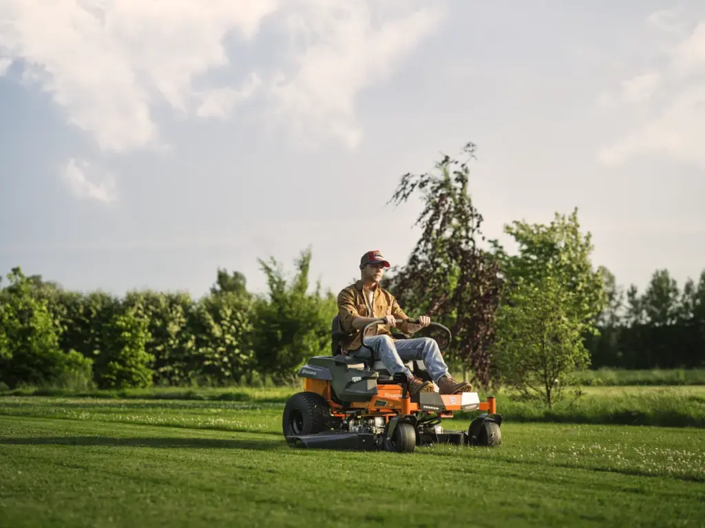 HUSQVARNA Z 342iF - skats 3